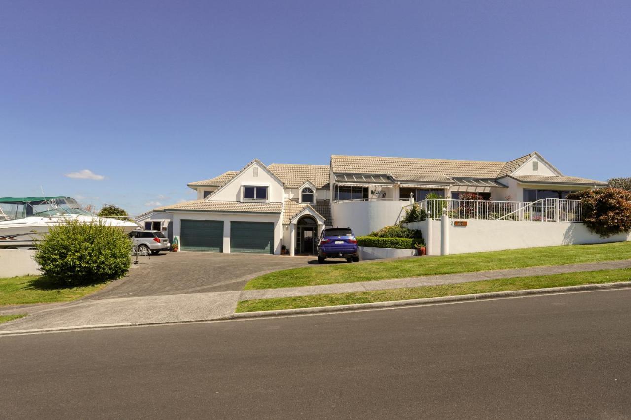 Harbour Heights Hotel Tauranga Exterior photo